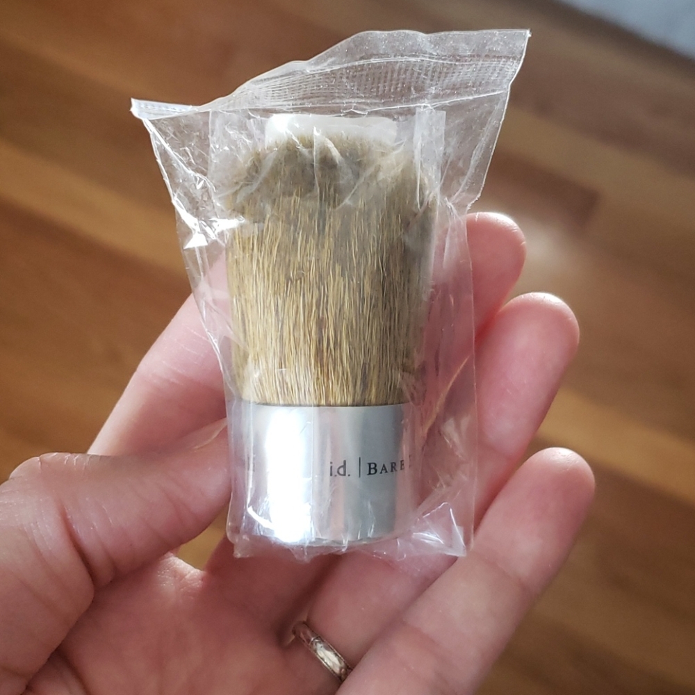 Bare Escentuals Full Coverage Kabuki Brush